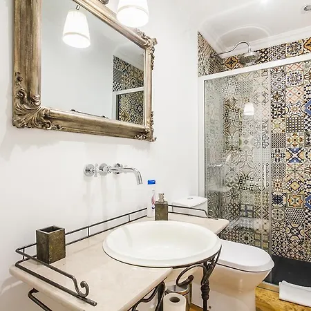 Pateo Boaventura In Bairro Alto *